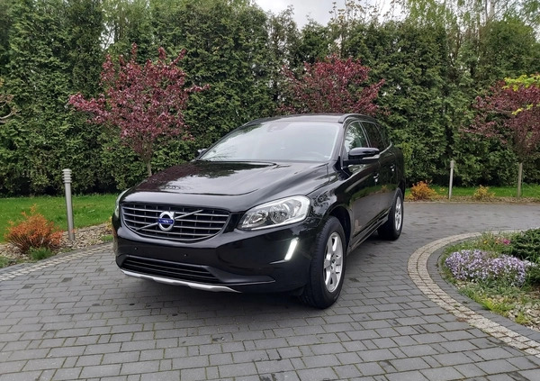 Volvo XC 60 cena 70000 przebieg: 130000, rok produkcji 2016 z Przysucha małe 436